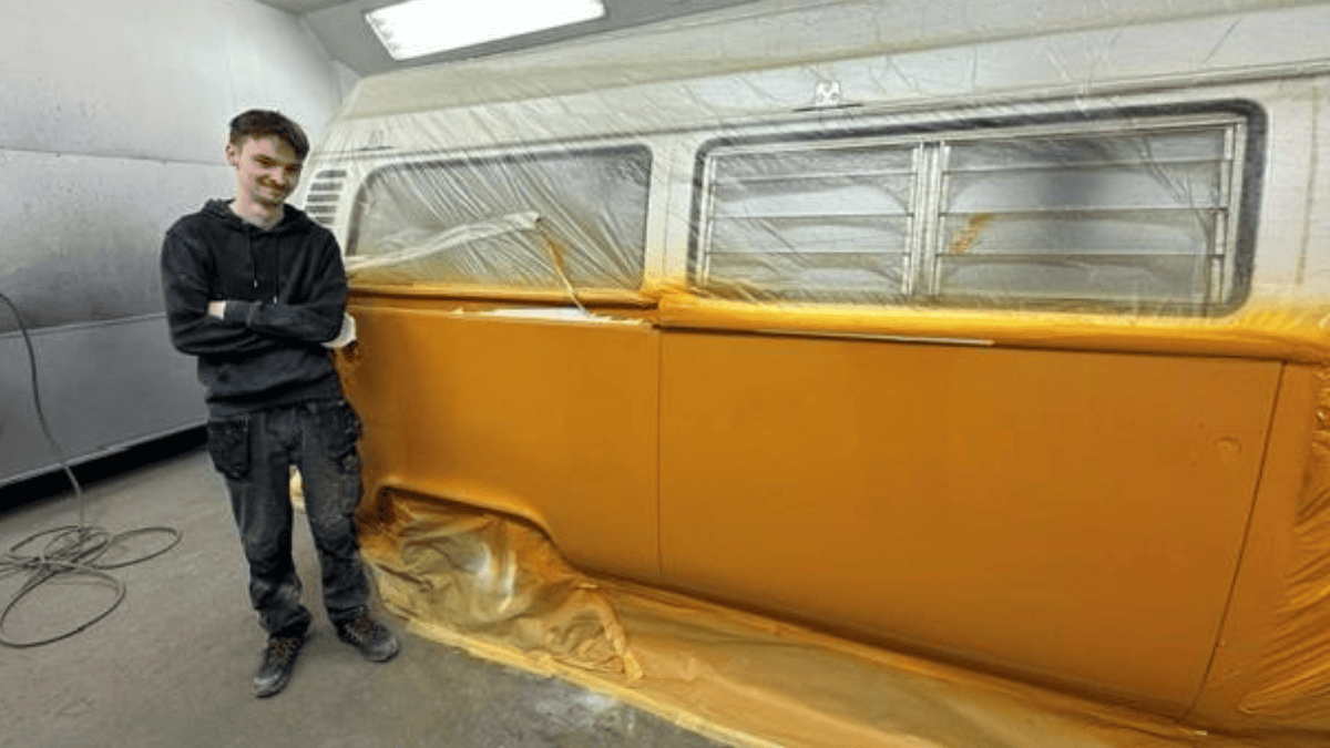 HallCraft partner with Sandwell College to provide work experience for students